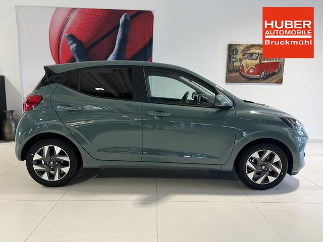 Hyundai i10 Go Plus MT Mangrove Green, Beispielbilder, ggf. teilweise mit Sonderausstattung