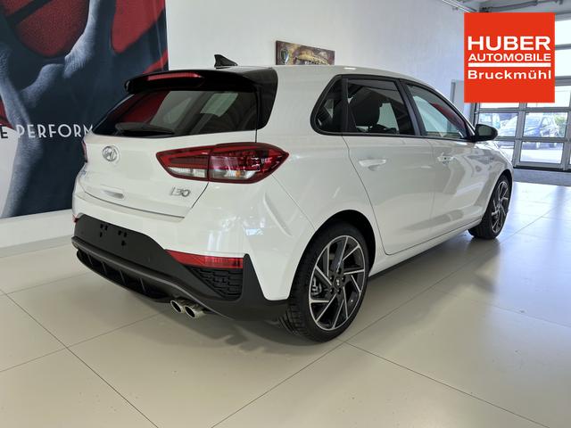 Hyundai i30 PD N-Line 1,5 TGDi 48V Serenity White, Beispielbilder, ggf. teilweise mit Sonderausstattung
