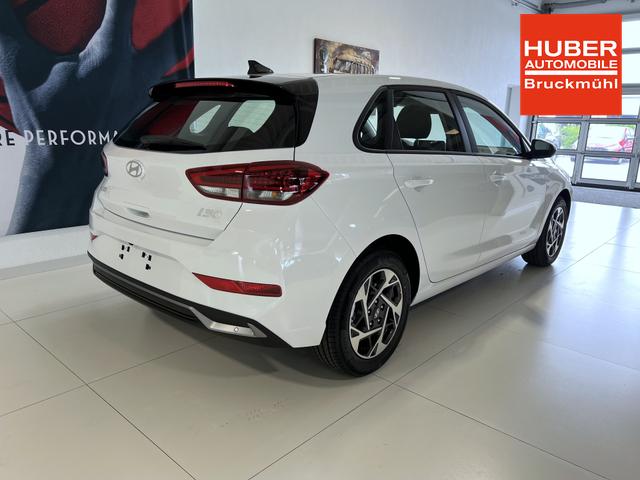 Hyundai i30 GO Atlas White