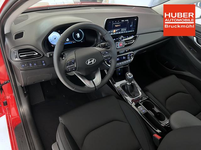 Hyundai i30 Go Engine Red