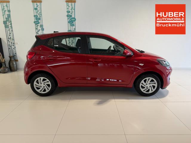 Hyundai i10 Go Rot