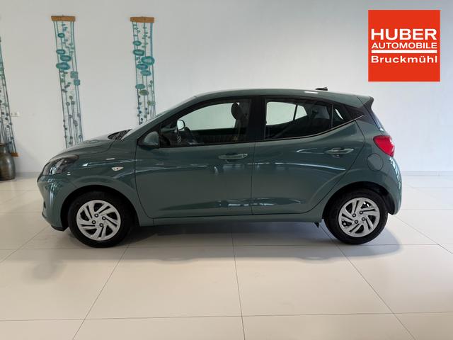 Hyundai i10 GO Mangrove Green