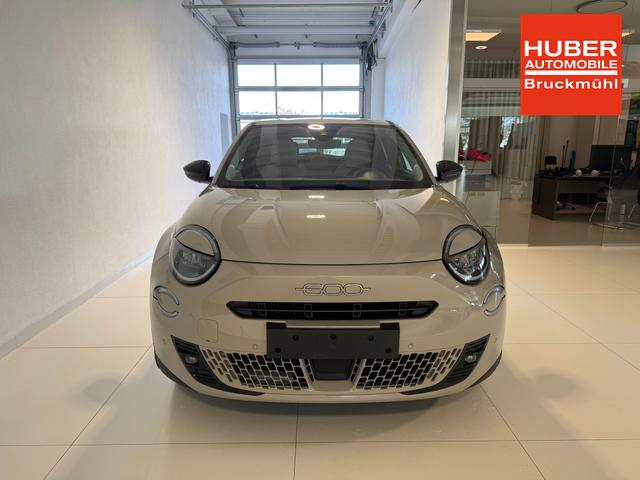 Fiat 600 La Prima Cappuccino Beige