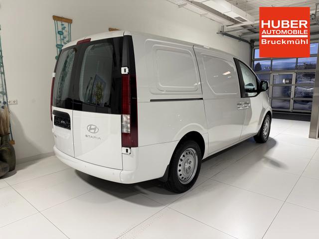 Hyundai Staria Kastenwagen 3 Sitzer
