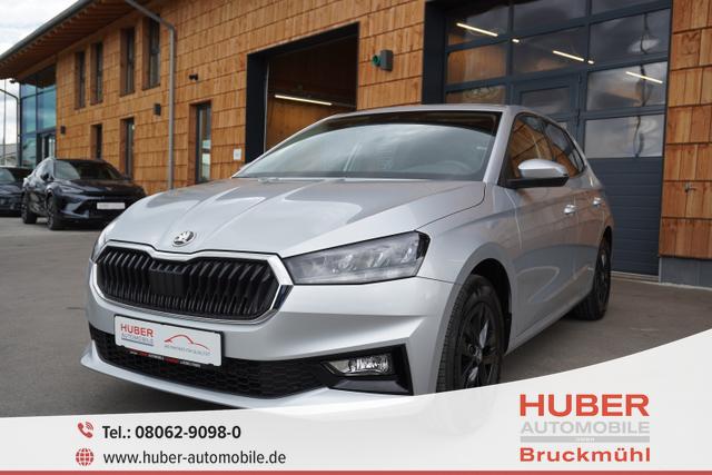 Skoda Fabia - 1.0l 70kW TSI Selection LED/CARPLAY/KAMERA/5-T&Uuml;RIG