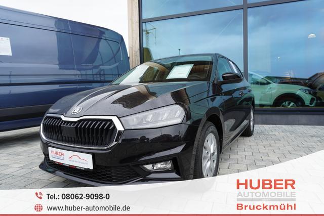 Skoda Fabia - Drive Plus 1.0 TSI DSG KLIMAAUT/AHK/CARPLAY/PDC/SITZH