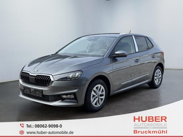 Skoda Fabia - Drive Plus 1.0 TSI DSG 2ZKlima AHK Apple 2 x PDC Sitzheizung 5J Garantie Kessy