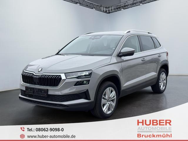 Skoda Karoq - Extra Plus 2,0 TDI DSG 2Zoklima 2xEinparkhilfe AHK Kamera Sitzheizung beheiztes Lenkrad