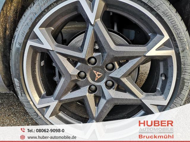 Cupra Leon Sportstourer - 2.0 TSI 245 kW 4Drive VZ Kombi 2.0TSI AHK DSG 4x4 GV5 LED el. Hk