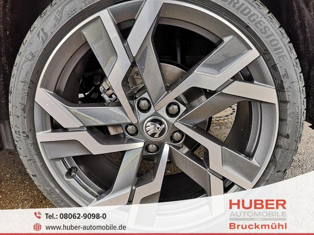 Skoda Karoq - Sportline 2.0TDI DSG 4x4 AHK Matrix Pano Sound Leder 19 Zoll