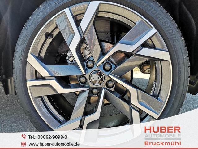 Skoda Karoq - Sportline 1.5TSI DSG AHK Matrix Pano Sound Leder 19 Zoll