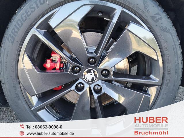 Skoda Octavia Combi - 2.0 TSI 195 kW RS Kombi 2.0TSI Pano Matrix Area AHK Sound GV5