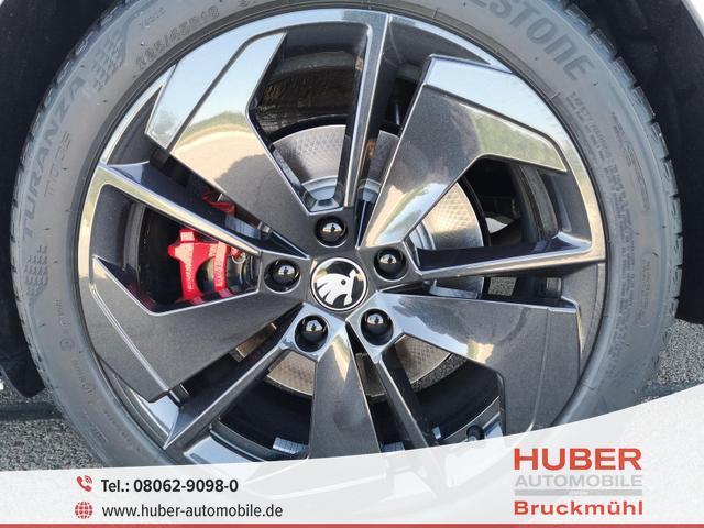 Skoda Octavia Combi - 2.0 TSI 195 kW RS Kombi 2.0TSI Pano Matrix Area AHK Sound GV5