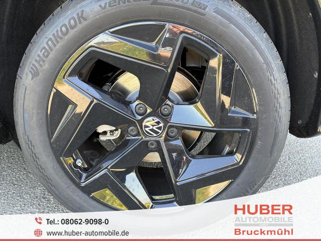 Volkswagen Tiguan - 2.0 TDI 110 kW R-Line DSG Head Up Black 360 AHK