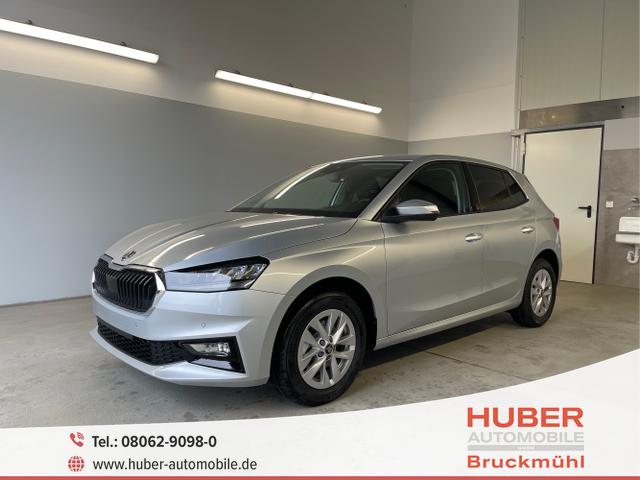 Skoda Fabia - Selection 115PS DSG Alu+AHK+Kessy+Kamera+GV5+Sitzheiz