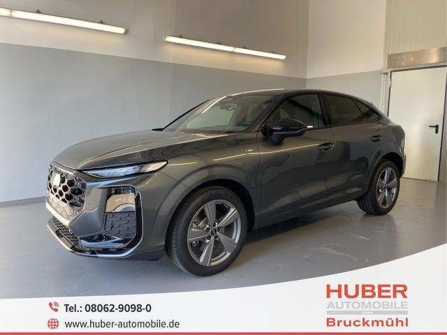 Audi Q3 - Sportback NEU TFSI quattro S line Tech+AHK+Alu19+LEDplus+KlimaPlus+ExtSchwarz