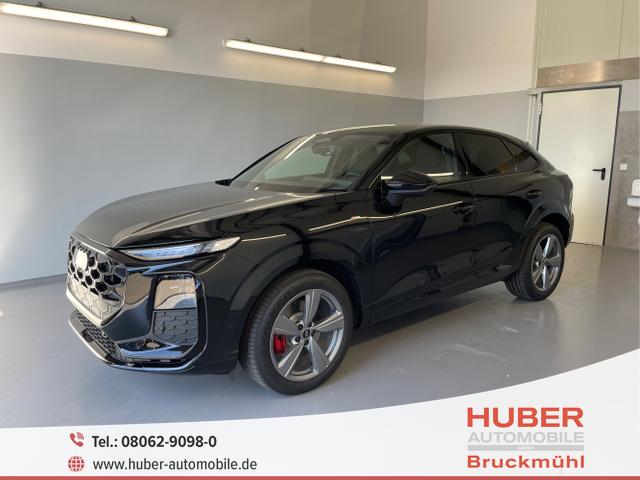 Audi Q3 - Sportback NEU TFSI quattro S line TechPro+HUD+Matrix+AHK+Alu19+KlimaPlus+ExtSchwarz+DCC
