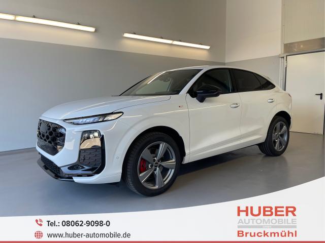 Audi Q3 - Sportback NEU TFSI quattro S line TechPro+Matrix+AHK+Alu19+KlimaPlus+ExtSchwarz+DCC