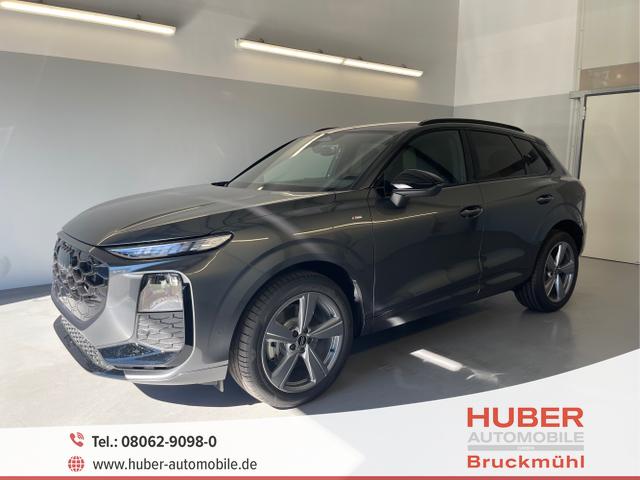 Audi Q3 - NEU TFSI quattro S line Tech+AHK+Alu19+LEDplus+KlimaPlus+ExtSchwarz