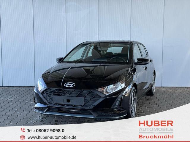 Hyundai i20 - Wave 1.2 79 PS MT / Navi Sitzu & Lenkr. Heiz./ PDC m.Kamera Alu 16