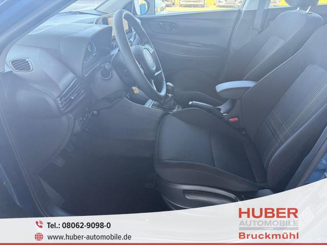 Hyundai BAYON - 1,2 MPI Wave 5MT + Sitz & Lenkr. Heiz / Navi PDC m.Kamera Tempom./ALU 16