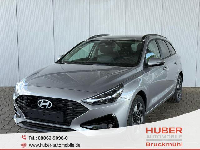 Hyundai i30 Kombi - Comfort+1.5 GDI 6MT / Navi PDC V.&H. Kamera LED Carplay Sitz & Lenkr.Heiz.