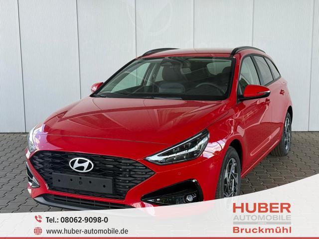Hyundai i30 Kombi - Comfort+1.5 GDI 6MT / Navi PDC V.&H. Kamera LED Carplay Sitz & Lenkr.Heiz.