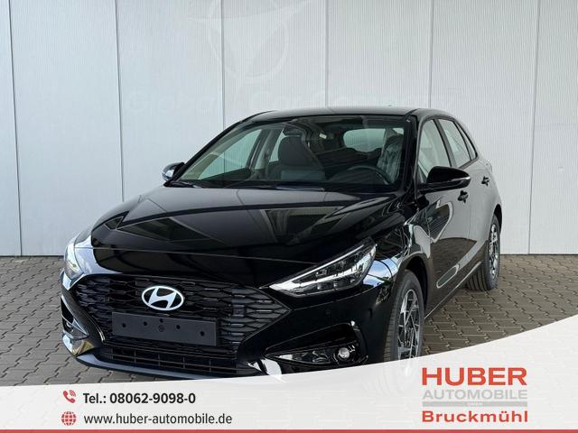 Hyundai i30 - GO 1.5 DPI / Sitz + Lenkradh./ LED Navi Tempomat Alu16 PDC V.&H.m.Kamera
