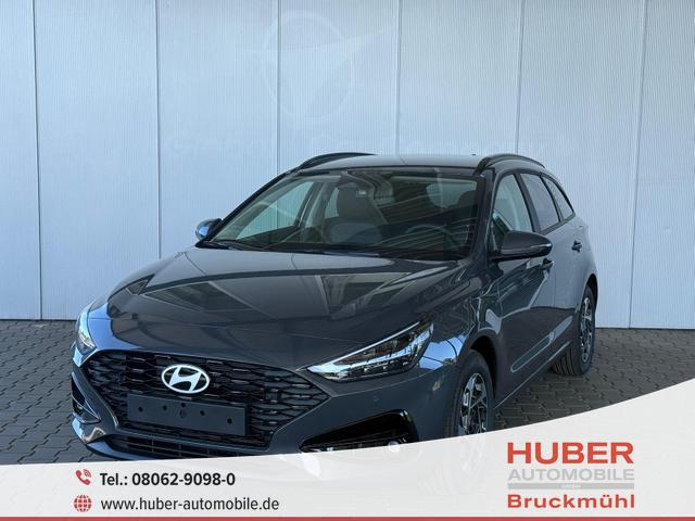 Hyundai i30 Kombi - Comfort+1.5 GDI 6MT / Navi PDC V.&H. Kamera LED Carplay Sitz & Lenkr.Heiz.