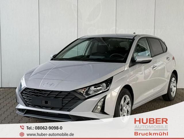 Hyundai i20 - GO 1.2 MPI 5MT 79 PS / Sitz + Lenkradheizung Navi tempomat Einparkhilfe Hinten Kamera