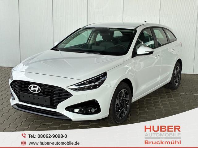 Hyundai i30 Kombi - Comfort 1.5 GDi / LED Navi PDC V&H + Kamera Tempomat Carplay Alu 16"