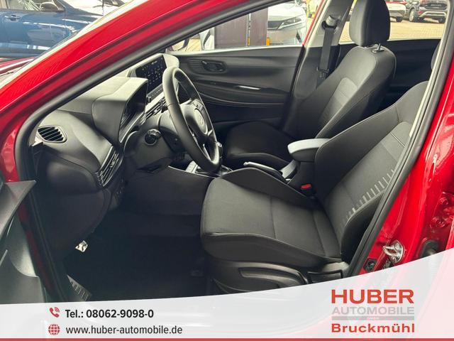 Hyundai BAYON - Comfort Plus 1.2 MPI / Navi PDC m. Kamera Klimaautom./ LED Sitz & Lenkr.Heiz/ Alu16