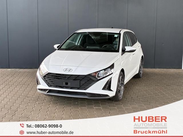 Hyundai i20 - Pure 1.2 MPI / Navi PDC Hinten + Kamera Abgedunkelte Scheiben Tempomat Alu 16"