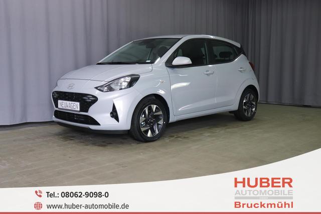 Hyundai i10 - Comfort 1.2 5MT 62kW (84 PS) Radio mit DAB, Apple CarPlay & Android Auto, Rückfahrkamera, 15" Leichtmetallfelgen, Tempolimitassistent, Spursicherheit, Sicherheit vorne, Fernlichtassistent, uvm.