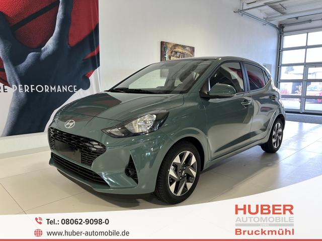 Hyundai i10 - GO+ 1.2 AMT 58 kW (79 PS) 5 Jahre Herstellergarantie, Klimaautomatik, Navigationssystem, Apple CarPlay & Android Auto, Sitzheizung, Lenkradheizung, Einparkhilfe hinten, Rückfahrkamera, Privacy Glass, 15" Leichtmetallfelgen, uvm.