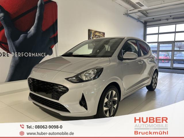 Hyundai i10 - GO+ 1.2 MT 58 kW (79 PS) 5 Jahre Herstellergarantie, Klimaautomatik, Navigationssystem, Apple CarPlay & Android Auto, Sitzheizung, Lenkradheizung, Einparkhilfe hinten, Rückfahrkamera, Privacy Glass, 15" Leichtmetallfelgen, uvm.