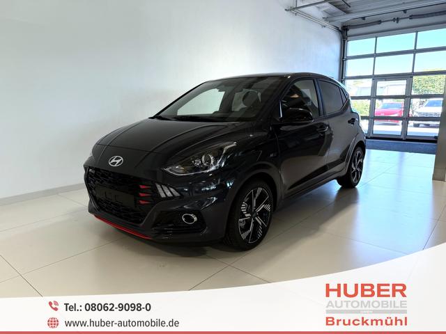 Hyundai i10 - N Line 1.0 T-GDI 66 kW (90 PS) Line-Interieur-Paket, Lenkradheizung, Sitzheizung, Klimaautomatik, Radio, DAB, Apple CarPlay, Android Auto, Navigationssystem, Rückfahrkamera, Verkehrszeichenerkennung, Tempomat, 16 Zoll Leichtmetallfelgen, uvm.