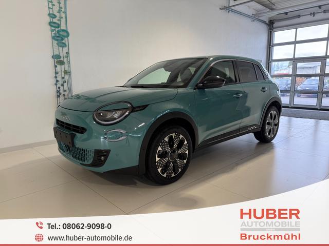 Fiat 600 - La Prima Hybrid 1.2 T3 107 kW (145 PS) DCT Klimaautomatik, Massagesitz, Sitzheizung, elektrisch verstellbarer Fahrersitz, Radio, DAB, Apple CarPlay, Android Auto, Navigationssystem, 18 Zoll Leichtmetallfelgen, uvm.