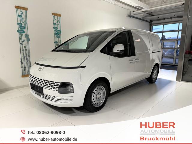 Hyundai Staria - Kastenwagen 1.6 T-GDi HEV 165 kW (224 PS) Sitz-Paket, Lenkradheizung, Sitzheizung, Klimaautomatik, DAB, Navigationssystem, Android Auto, Apple CarPlay, Einparkhilfe vorne und hinten, Rückfahrkamera, 17 Zoll Stahlfelgen, Reserverad, uvm.