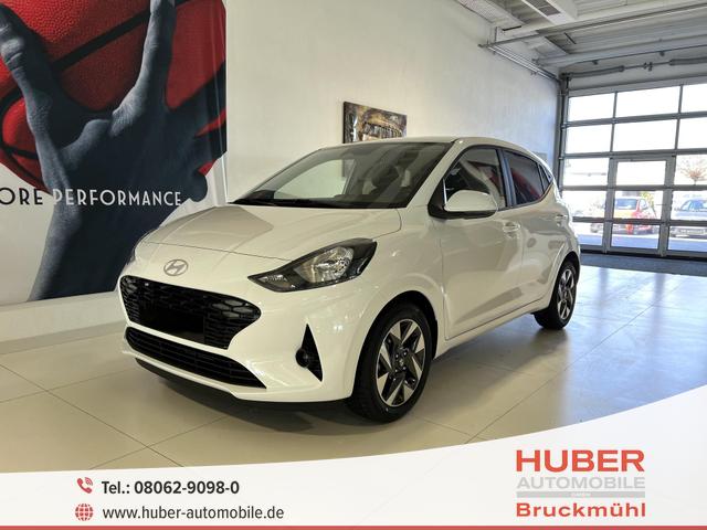 Hyundai i10 - GO+ 1.2 AMT 58 kW (79 PS) Klimaautomatik, Navigationssystem, Apple CarPlay & Android Auto, Sitzheizung, Lenkradheizung, Einparkhilfe hinten, R&uuml;ckfahrkamera, Privacy Glass, 15" Leichtmetallfelgen, uvm.