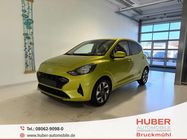 Hyundai i10 - GO+ 1.2 MT 58 kW (79 PS) Klimaautomatik, Navigationssystem, Apple CarPlay & Android Auto, Sitzheizung, Lenkradheizung, Einparkhilfe hinten, R&uuml;ckfahrkamera, Privacy Glass, 15" Leichtmetallfelgen, uvm.