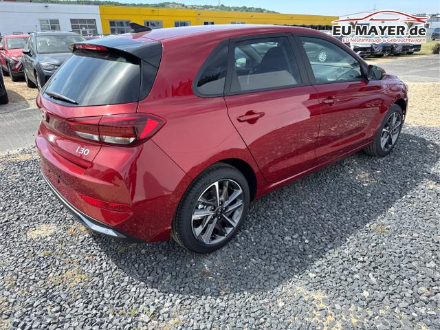 Hyundai / i30 / Wei&szlig; / / / 