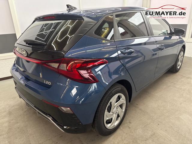 Hyundai / i20 / Blau / / / WP KLIMAAUTOMATIK NAVI RFK TEMPOMAT