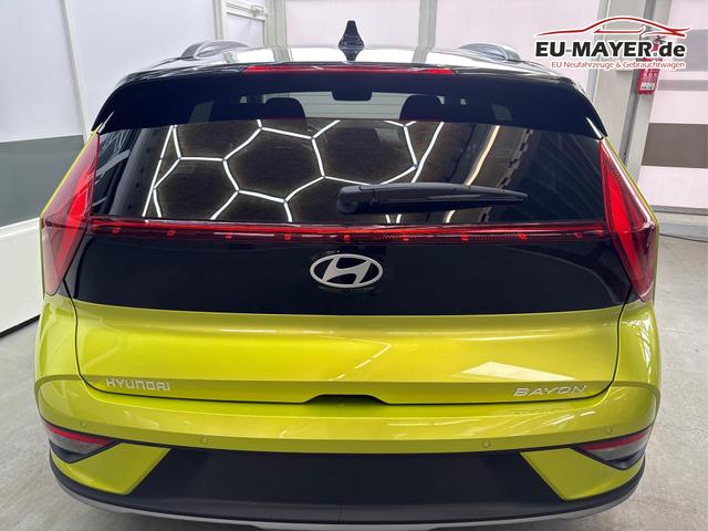 Hyundai BAYON PREMIUM FL DCT ACC SmartSense PLUS NAVI SHZ RFK PDC KLIMAAUTOMATIK 