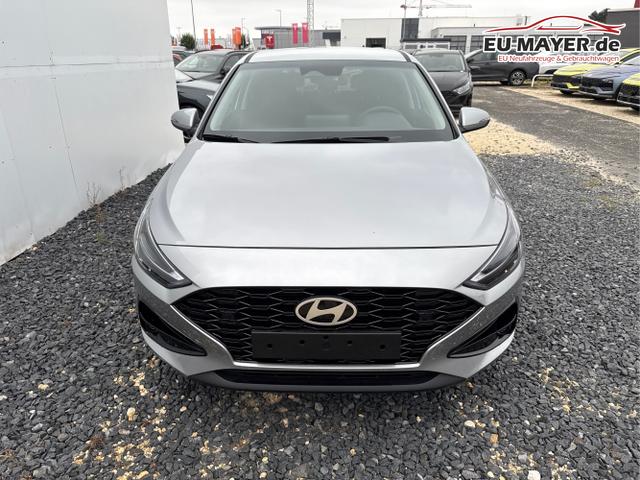 Hyundai / i30 / Silber / / / EDITION SHZ NAVI ALU LED RFK PDC