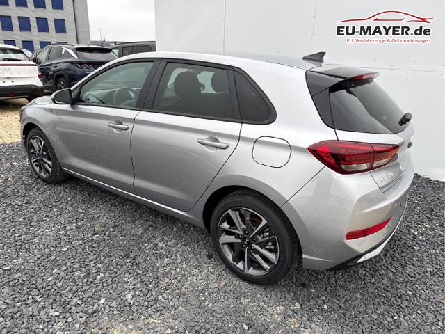 Hyundai / i30 / Silber / / / EDITION SHZ NAVI ALU LED RFK PDC