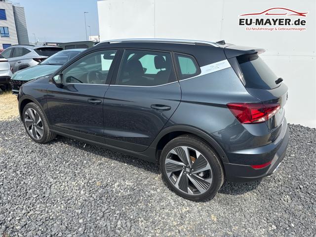 Seat / Arona / Grau / / / NAVI SHZ VOLL LED RFK PDC v+h 18ALU 