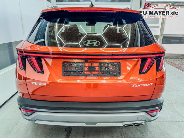 Hyundai TUCSON STYLE 18 ALU KLIMAAUTOMATIK TOTWINKEL NAVI SHZ RFK PDC 