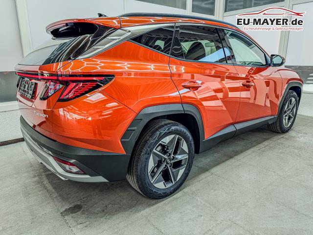 Hyundai TUCSON STYLE 18 ALU KLIMAAUTOMATIK TOTWINKEL NAVI SHZ RFK PDC 