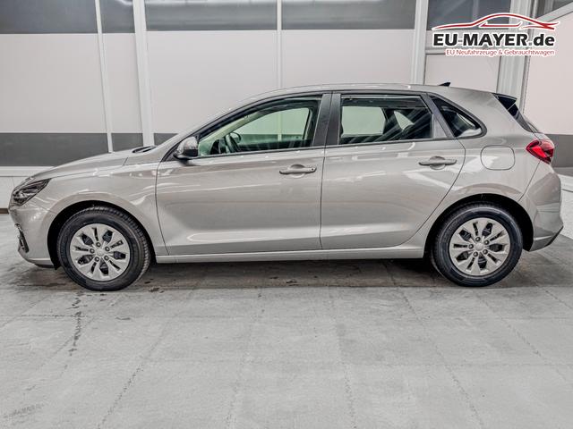 Hyundai i30 STYLE NAVI LED RFK PDC 